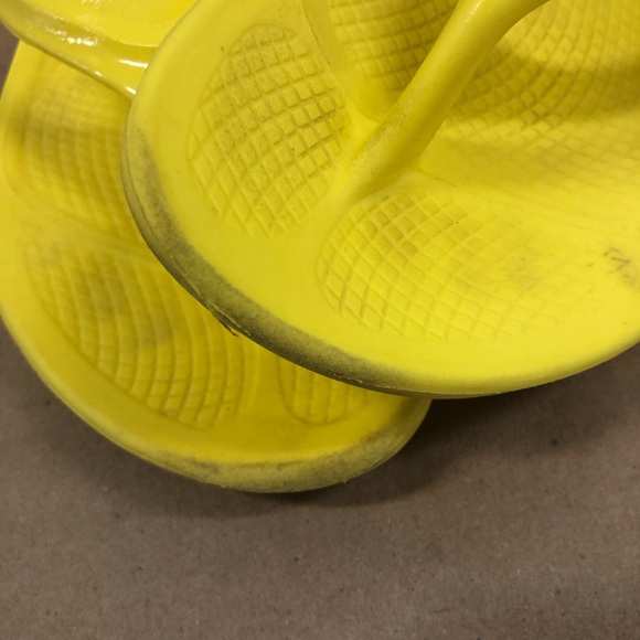 OOFOS Oolala Flip Flop Sandals sz 8 - Picture 9 of 10